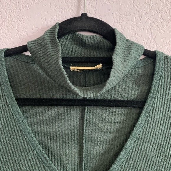 Faux Turtle-V-neck Long Sleeve Shirt - Picture 2 of 5